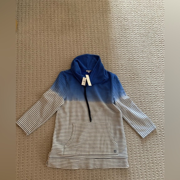 NWT Women’s Sweatshirt Talbots - Picture 1 of 2